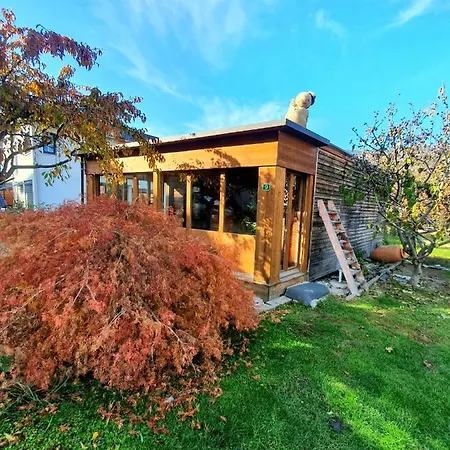 Superbe Maisonnette Au Centre Du Village * Chalais